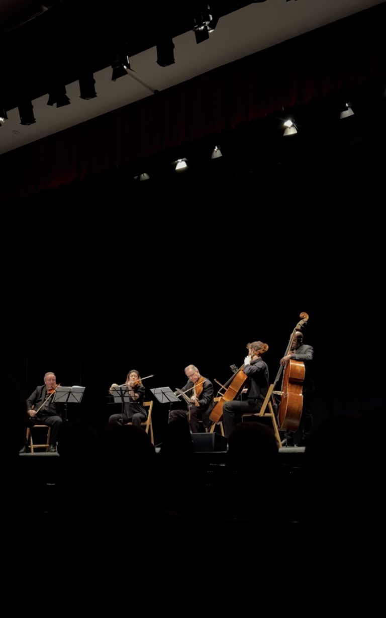 Concierto de Camerata Virtuosi y el pianista Sebastiano Brusco en el Ateneo Musical Mirandés dentro de la temporada de música clásica en Castilla y León